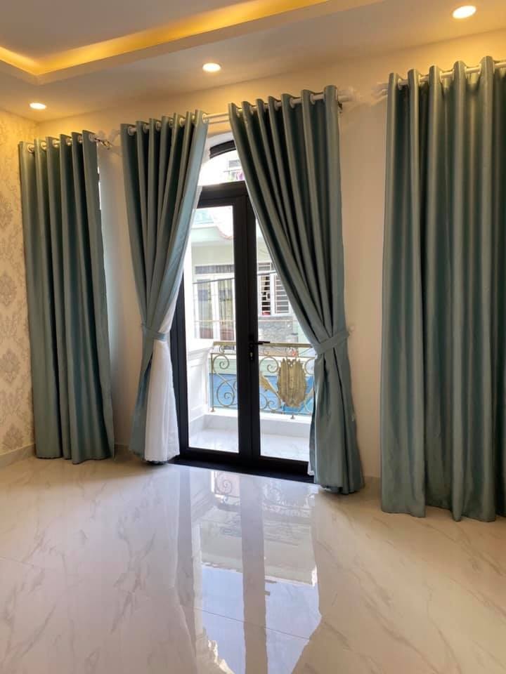 Bán nhà 1 trệt 2 lầu+ Sân thượng ngay chợ Bình Thành, Bình Tân