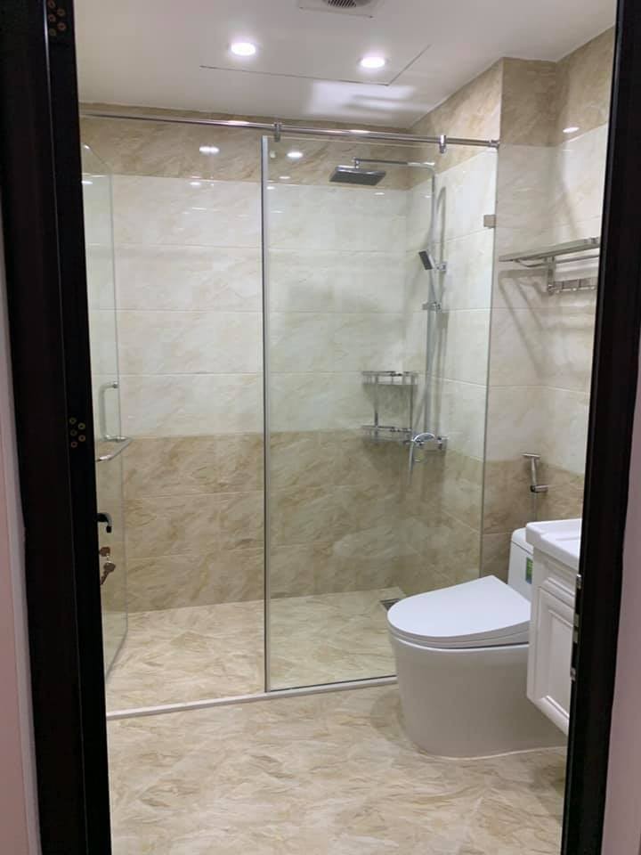 Tòa VP, Trần Quang Diệu, 8 tầng, ôtô tránh, vỉa hè, giá 12 tỷ 8. LH 0988797408