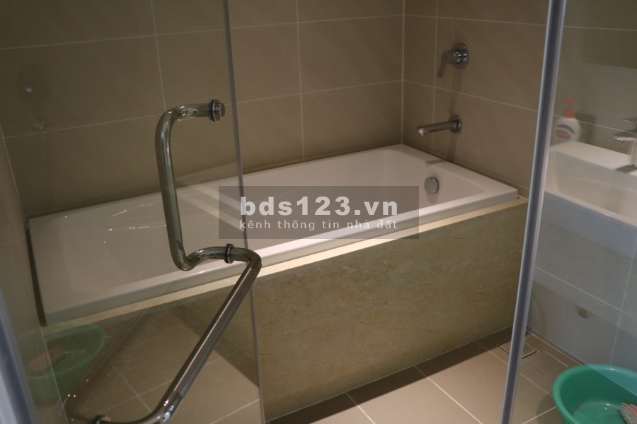 DUY NHẤT CĂN ĐỎ KIM CƯƠNG CĂN GÓC 2 VIEW ĐẸP NGẤT NGAY CHO THUÊ FULL NỘI THẤT GIÁ QUÁ HẤP DẪN