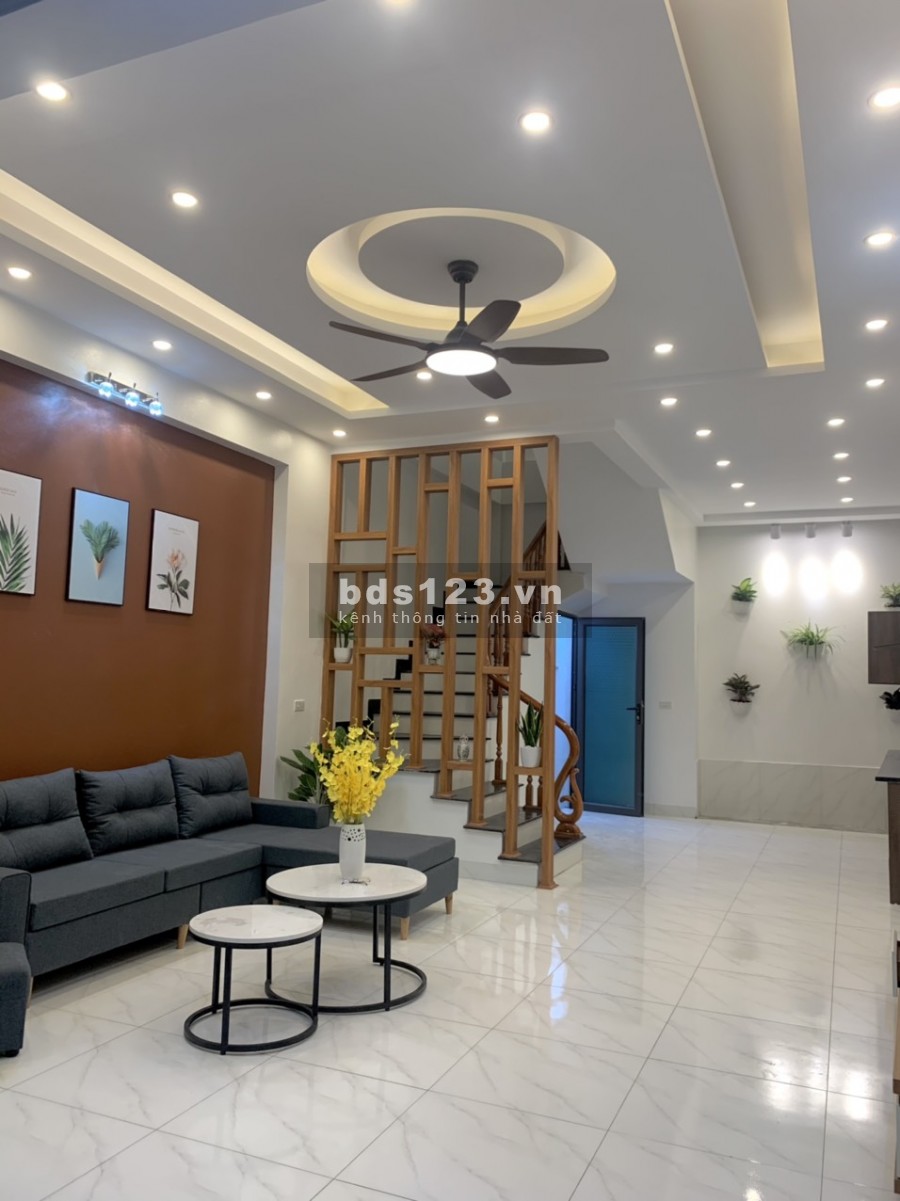 Bán nhà phố Vũ Hựu, ph Thanh Bình, TP HD 50.1m2, mt 4.5m, 3 tầng, 2.2 tỷ, ngõ rộng