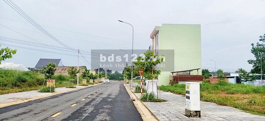 Bán đất KDC Vĩnh Phú 2 sau cty Tân Hiệp Phát TP. Thuận An, SHR, Giá1.5tỷ/100m2 TC, XDTD, 0938274090 Kim