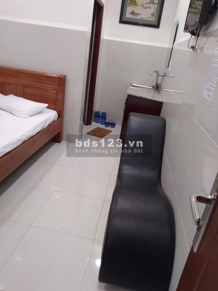 (Gò Vấp)Bán khách sạn cực đẹp, nở hậu, hxh thông 8m, 115m2, 5 tầng, giá 13.5 tỷ