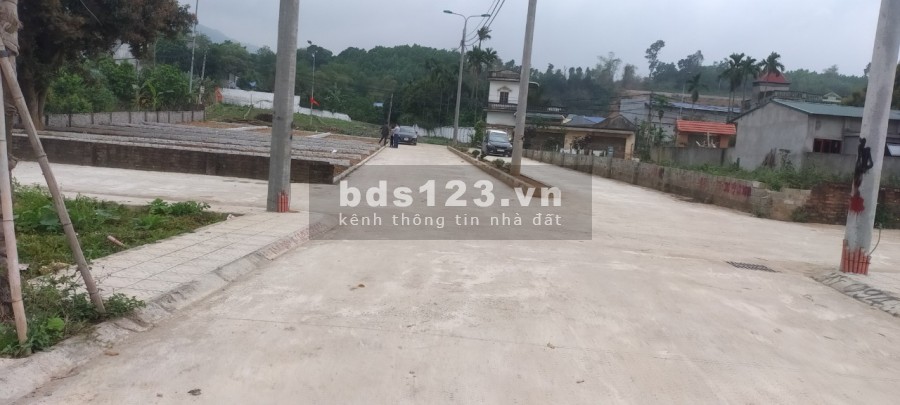 Bán gấp mảnh đất đẹp 82m2 cạnh trục đường Phú Mãn, Hòa Lạc giá 14tr/m2 oto tránh