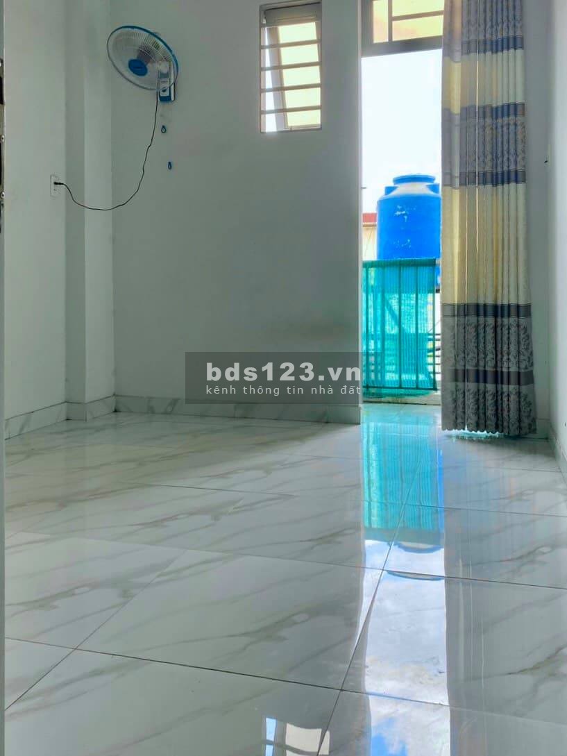 Bán gấp nhà 5 tầng HXH Phùng Văn Cung 45m2, vị trí đẹp, nhà đẹp chỉ nhỉnh 6 tỷ