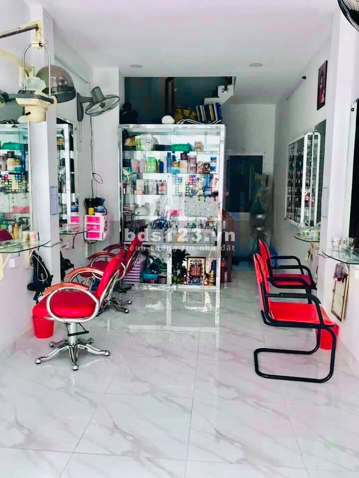 Bán gấp nhà 5 tầng HXH Phùng Văn Cung 45m2, vị trí đẹp, nhà đẹp chỉ nhỉnh 6 tỷ