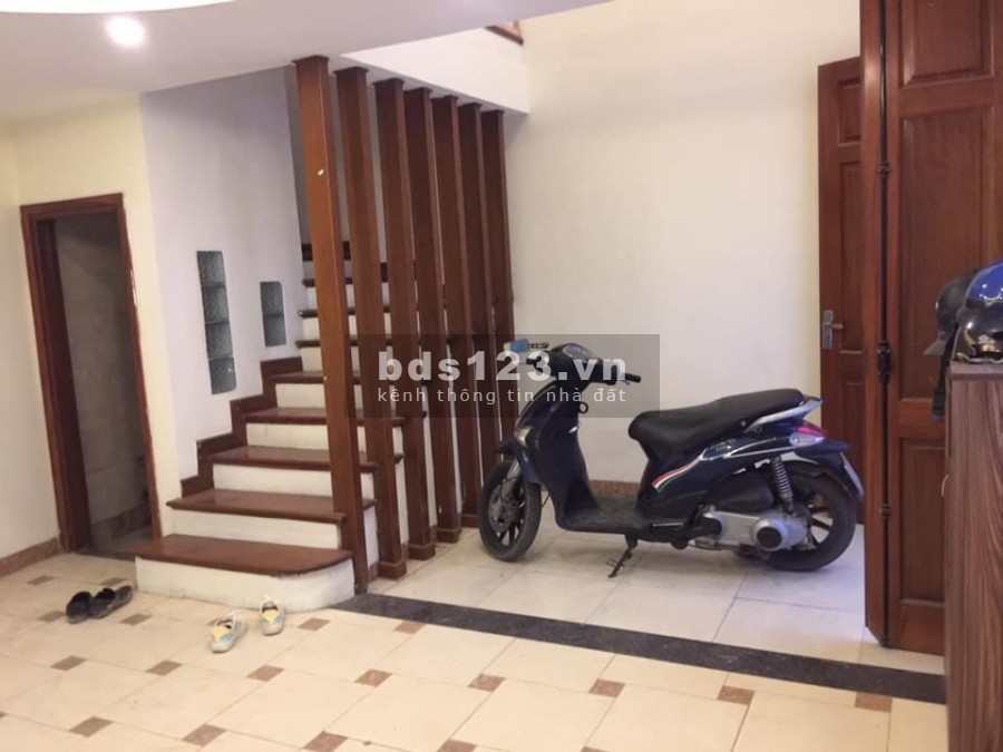 Chính chủ bán gấp nhà mỹ đình 5 tầng 4 phòng ngủ đầy đủ nội thất