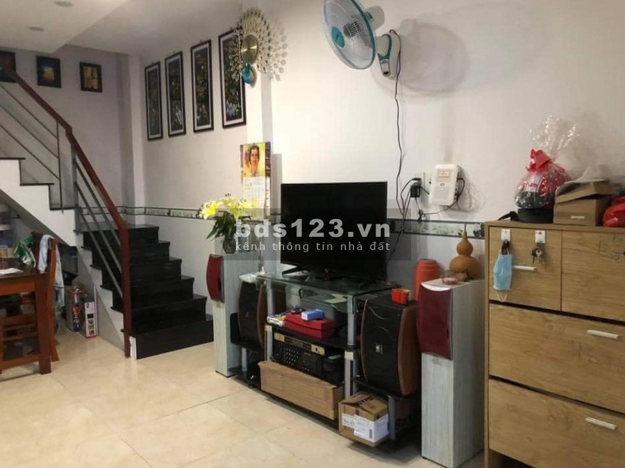 Nhà bán 19m2 dòng tiền 5 triệu Hồ Thị Kỷ Phường 1 Quận 10 2.75 tỷ