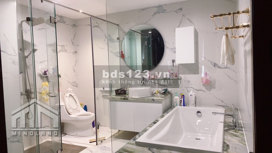ĐẸP ! Bán nhà nội thất cao cấp lung linh mĩ miều dt:6x17m trong Vạn Phúc City, Thủ Đức
