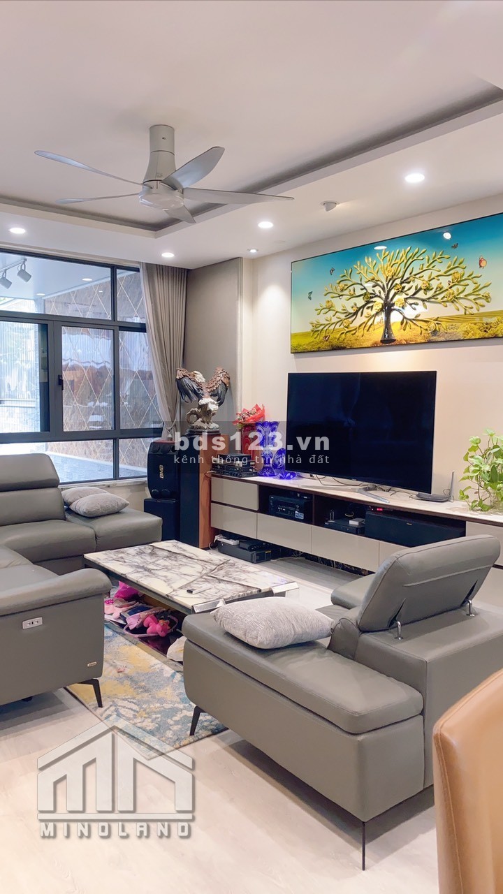 ĐẸP ! Bán nhà nội thất cao cấp lung linh mĩ miều dt:6x17m trong Vạn Phúc City, Thủ Đức