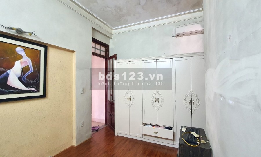 Bán gấp nhà đẹp 3 tầng kiệt 2 ô tô tránh nhau. Đường Đào Tấn. Phường Trường An