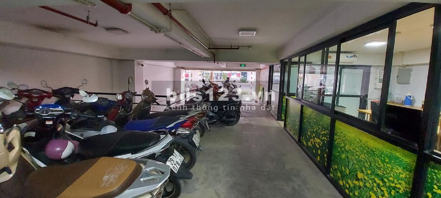 Bán nhà phố Phạm Văn Đồng, 159m2 x 10T, cho thuê 200 triệu/tháng, nhỉnh 50 tỷ.