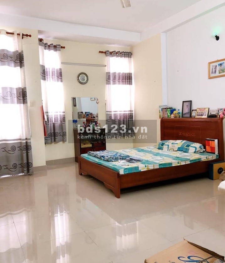 Bán gấp nhà hẻm 5m Phú Thọ Hòa, Tân Phú, 60m2, 2 tầng, giá 5.59tỷ, lh 0932678040