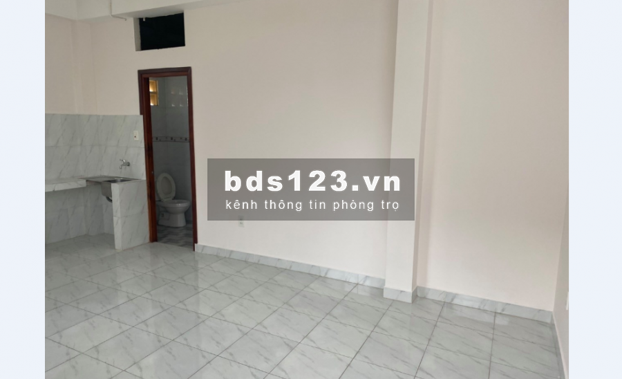 Phòng máy lạnh kệ bếp tủ lạnh kcc 3tr giàm 2-400k