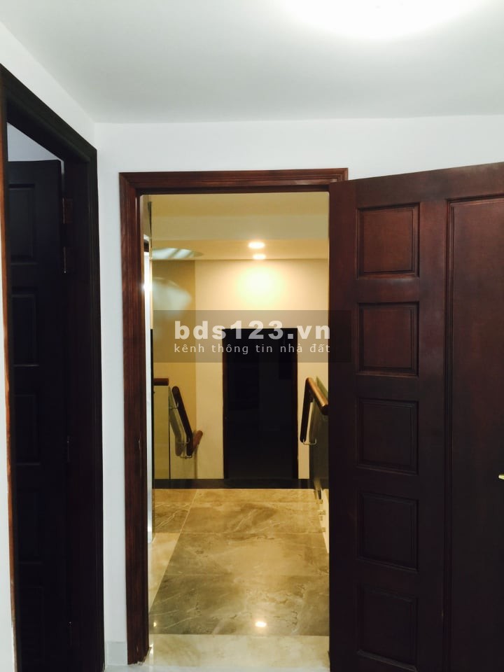 Bán gấp nhà 2 mặt tiền đường Chợ Lớn, Phường 11, Quận 6 giá 17 tỷ Lh: 9827984O9