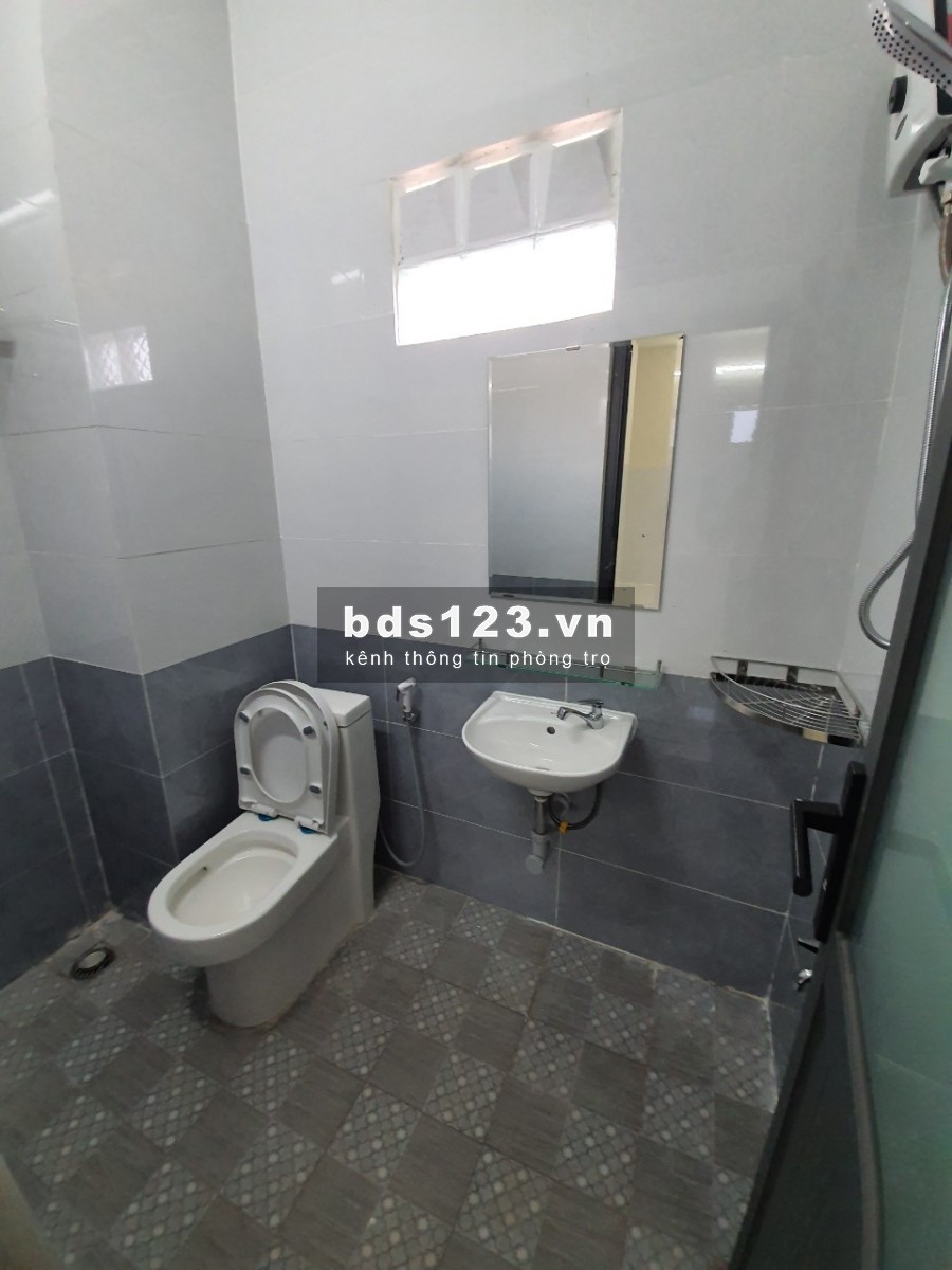 Cho thuê phòng trọ đường Lâm Văn Bền Quận 7 giá 4.2 triệu mới xây 100%