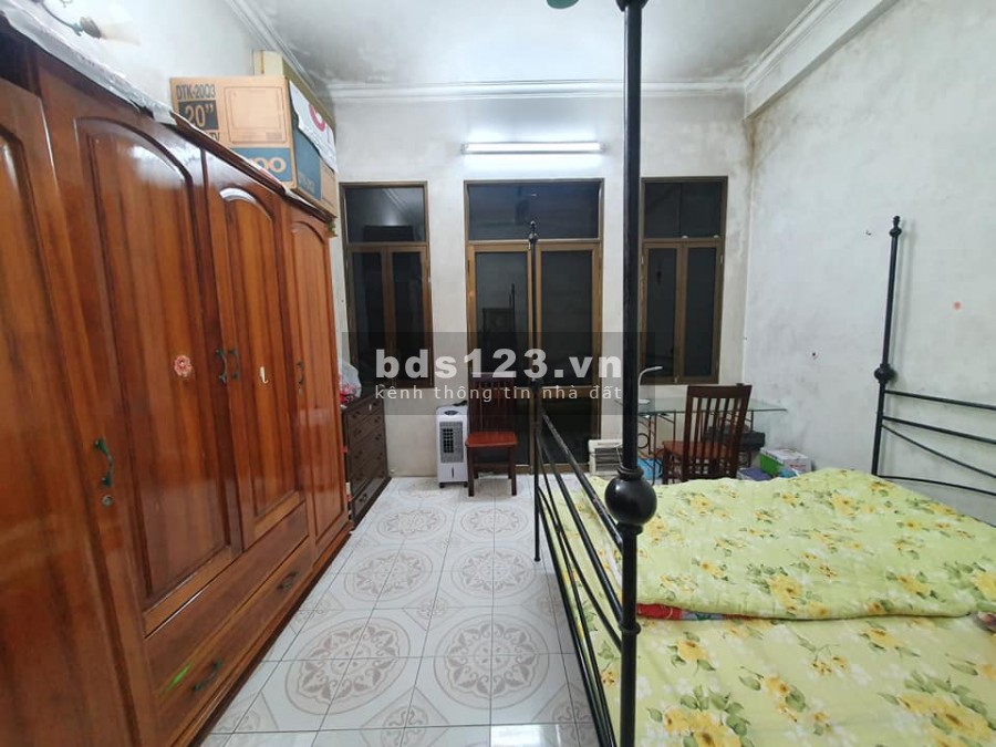 BÁN GẤP NHÀ HIẾM Ở GIANG VĂN MINH, Ô TÔ, MT4.5, DT55M2