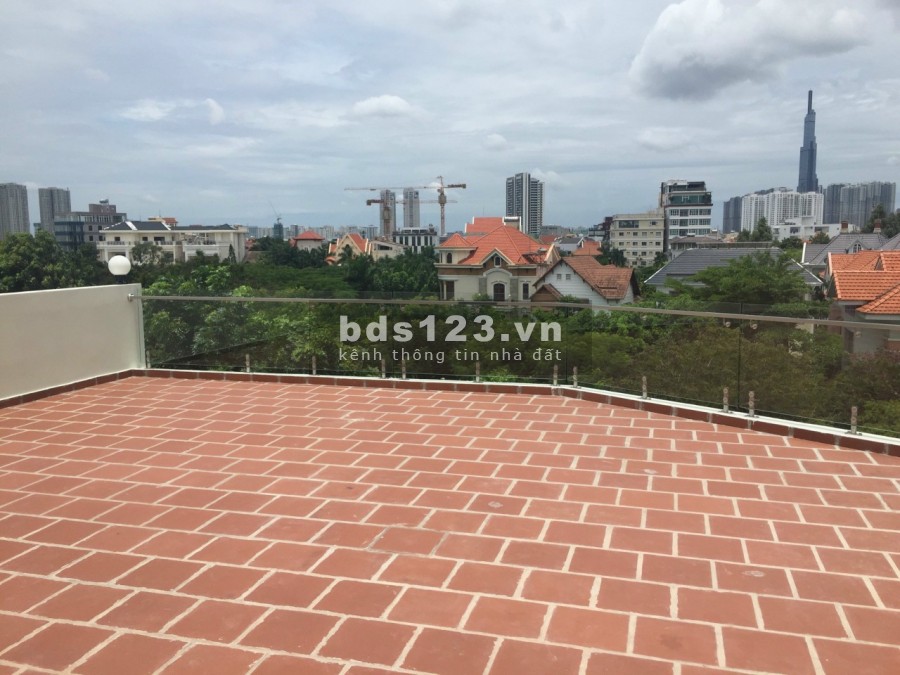 Cho Thuê Tòa nhà văn phòng 800m2 hầm 5 lầu sàn trống suốt Nguyễn văn hưởng Thảo điền Quận 2 MS:164
