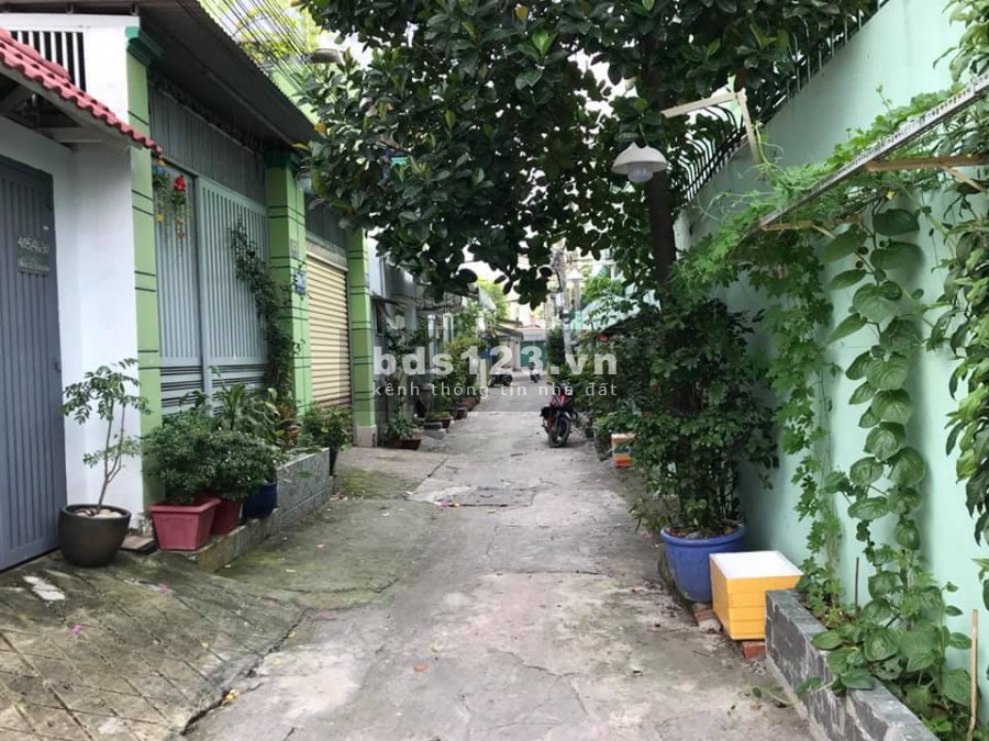 Nhà hẻm xe hơi gần mặt tiền Thống Nhất Phường 11 Gò Vấp.
