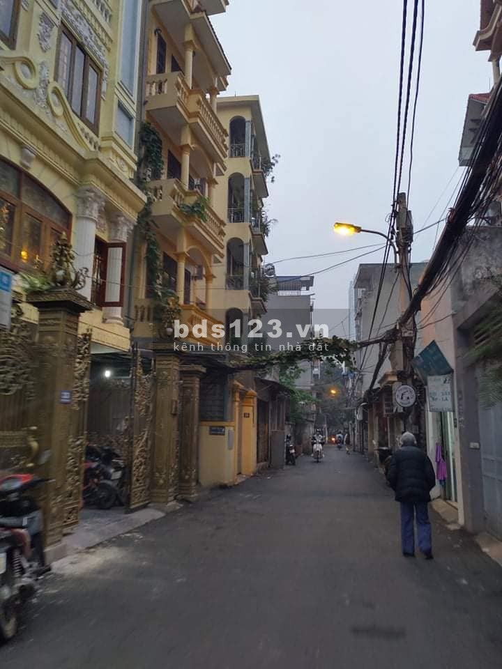 Bán nhà đẹp thoáng phố Hồ Tùng Mậu, Mai Dịch, Cầu Giấy, DT 32m2, 5 tầng, nhỉnh 3 tỷ.