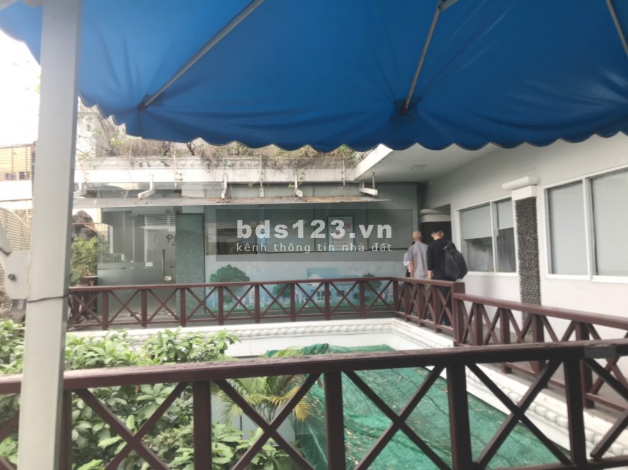 Cho thuê nhà biệt thự đường nội bộ Nguyễn Văn Trỗi phường 2 phú nhuận, nhà đẹp diện tích lớn