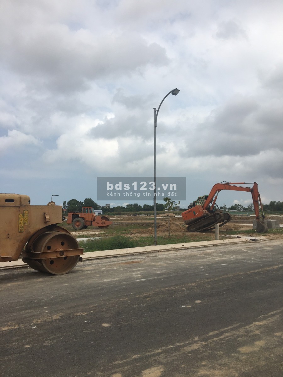 Ra gấp 2 nền liền kề giá rẻ nằm trong khu dân cư Dương Minh Châu