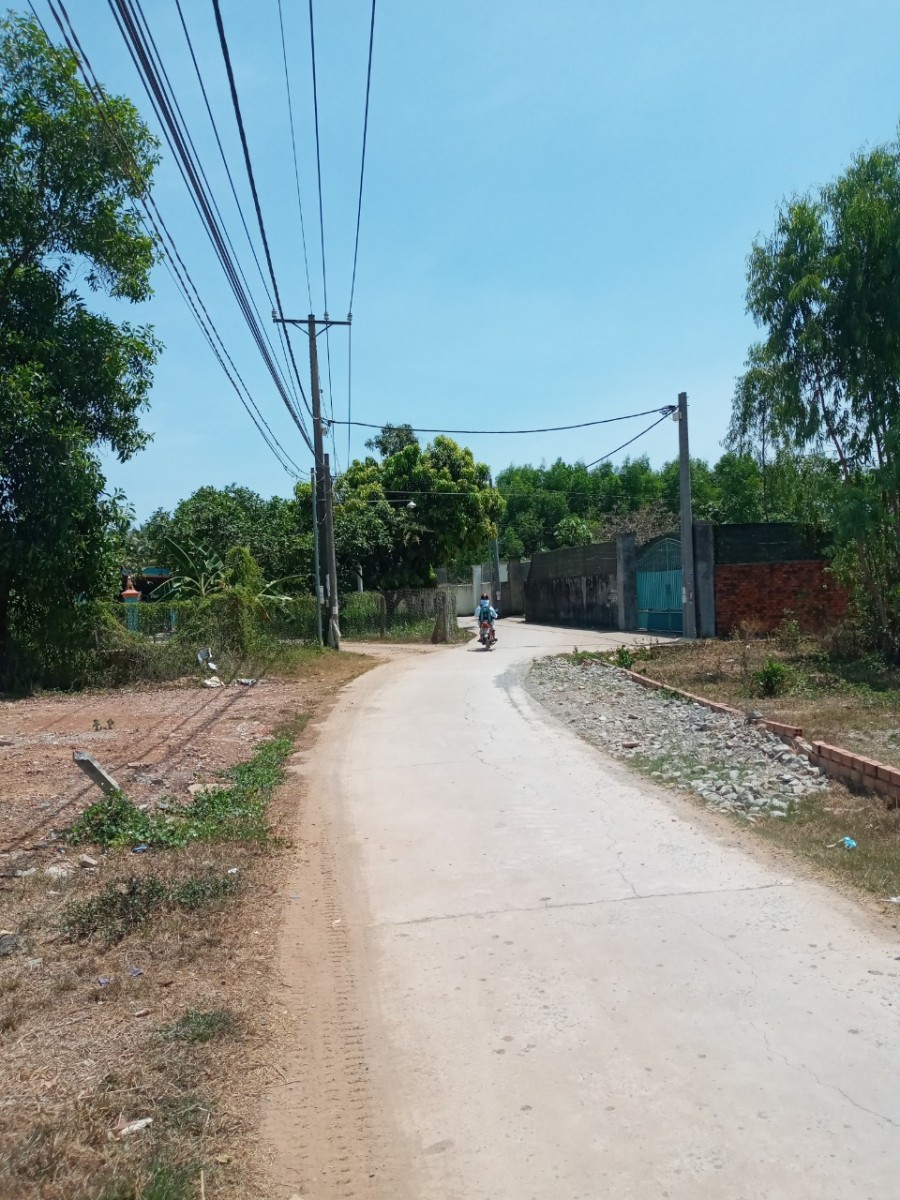 CẦN TIỀN XOAY SỞ NỢ NẦN, NÊN CẦN BÁN GẤP