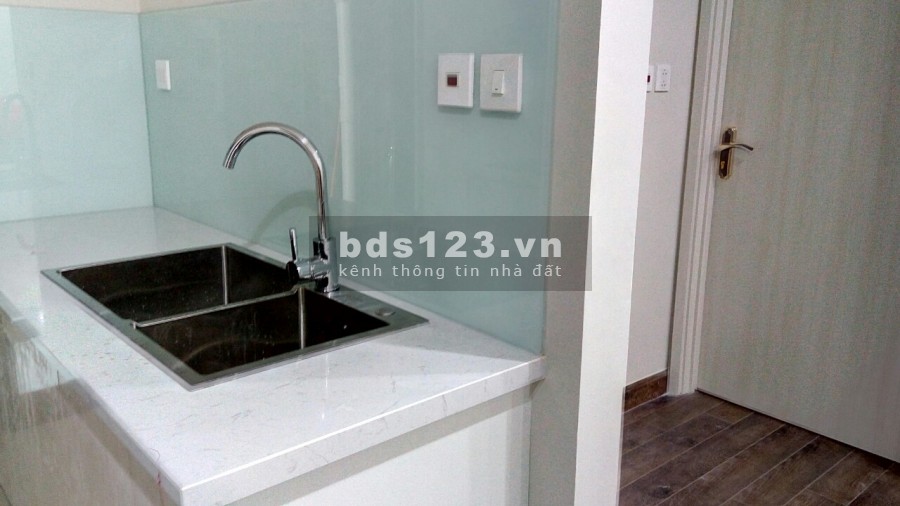 Cho thuê căn hộ chung cư Gold Season 2pn 2wc đầy đủ nội thất. Giá: 12,5 Tr/Tháng