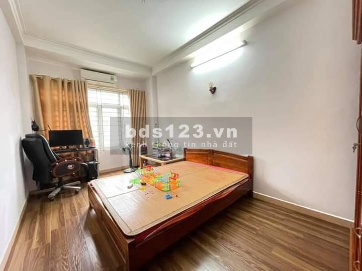 Ngõ Rộng, Gần Phố (Bán Nhà) P. Yên hòa DT 40M X 5 Tâng. Nhà Đẹp ở luôn, 3.8 tỷ Cầu Giấy