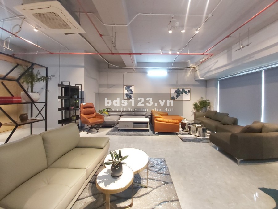 Cho thuê mặt bằng trong chung cư SARINA-SALA giá 65tr/th DTSD 250m2