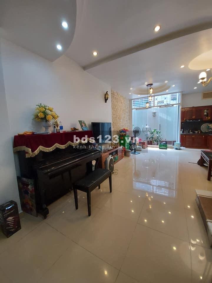Hót - Diện tích 35m2, 5 tầng mặt tiền 4m, 3.1 tỷ,Q. Hoàng Mai