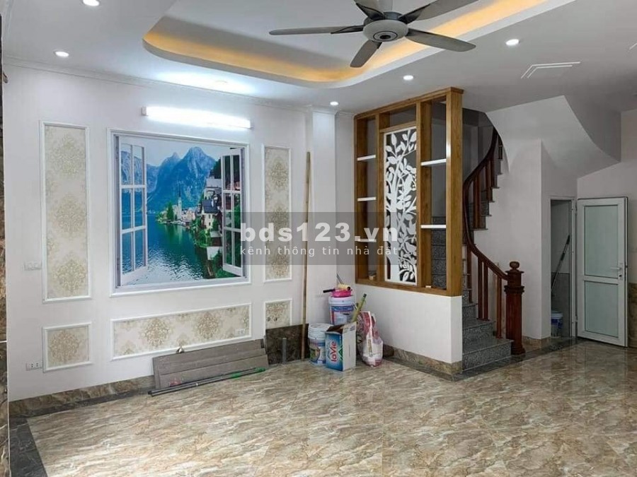 Bán gấp Tập thể Tôn Thất Tùng ( tầng 1) giá 5,2 tỷ, 110m2, KD cực tốt