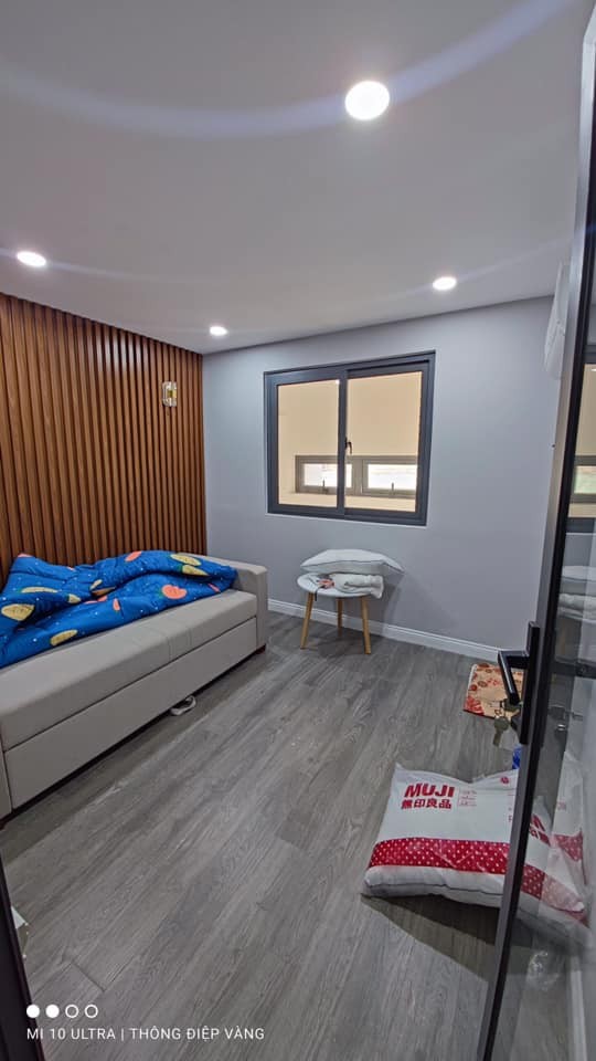 Bán Nhà 3 tầng 2 PN Ni Sư Huỳnh Liên, Quận Tân Bình Nhà mới 100% giá 3.3 tỷ