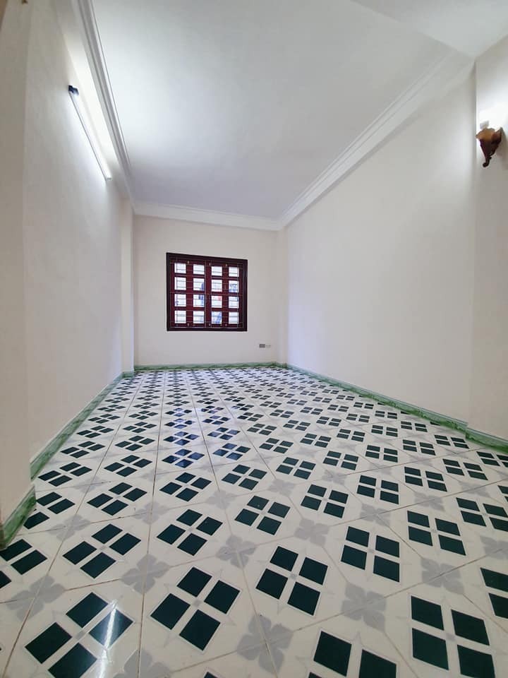  Định Công Thượng, 35m2 x 5 tầng, MT 3m, giá chào 2.88 tỷ (TL).