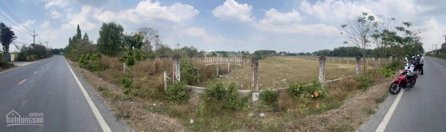 2296m2 mặt tiền đường Bà Thiên ngã 3 Phạm Văn Cội chạy vào 100m, giá hơn 3tr/m2 ngay KCN 0359751788