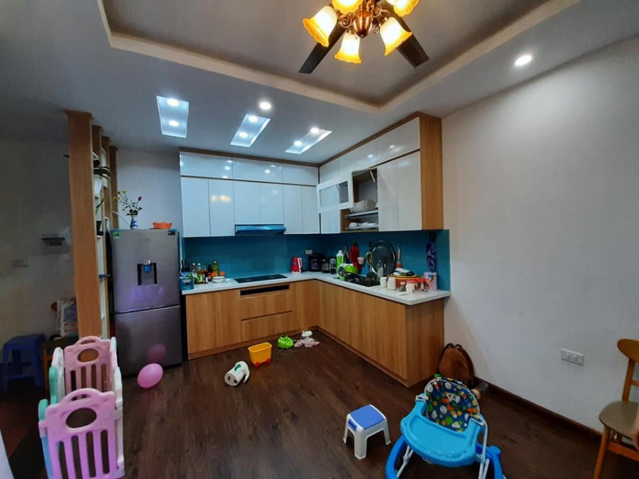 Bán Nhà Khương Trung 35m2 - Gần Oto - 2 Mặt Thoáng - Mới Đẹp Ở Ngay - Dân Chí Cao