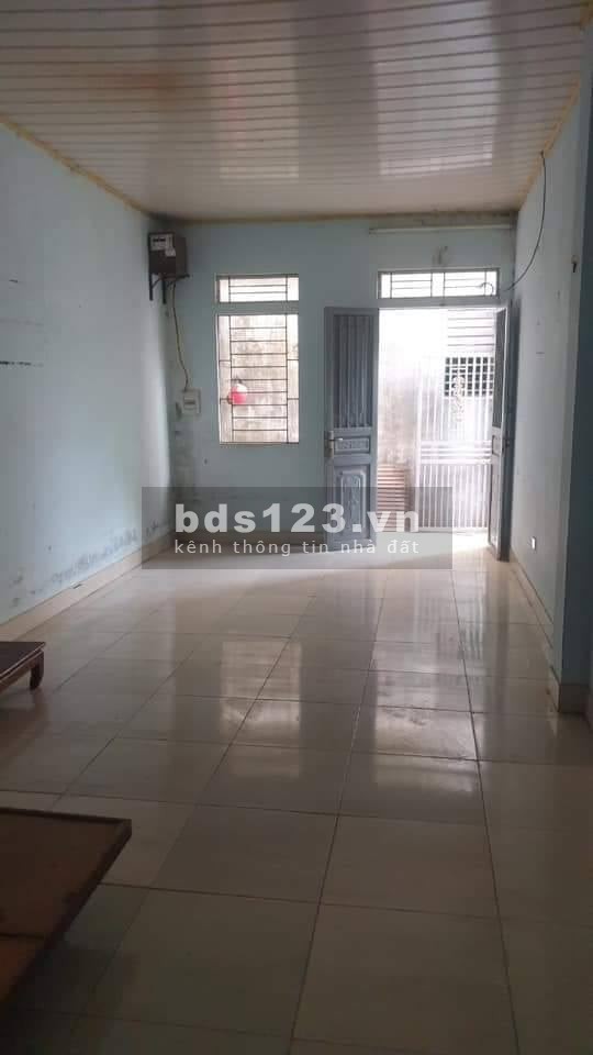 ĐẤT ĐẸP MUỐN BÁN:ở tổ 13 yên nghĩa diện tích 50m2 LH: em toàn 0967108196