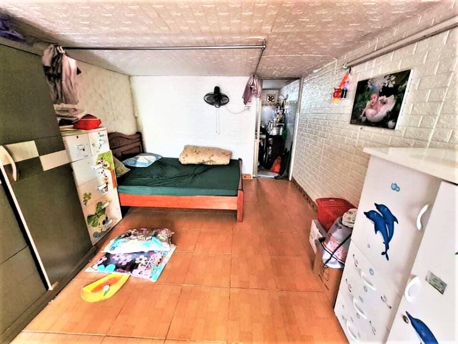 Bán nhà Nam Dư, 40m2, mt: 4m, ngõ oto 7 chỗ, giá 1 tỷ 3