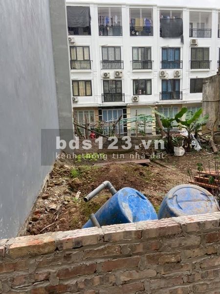 CHÍNH CHỦ bán đất ở Yên Nghĩa diện tích 44m2 NHÀ 3 tầng. LH: 0967108196