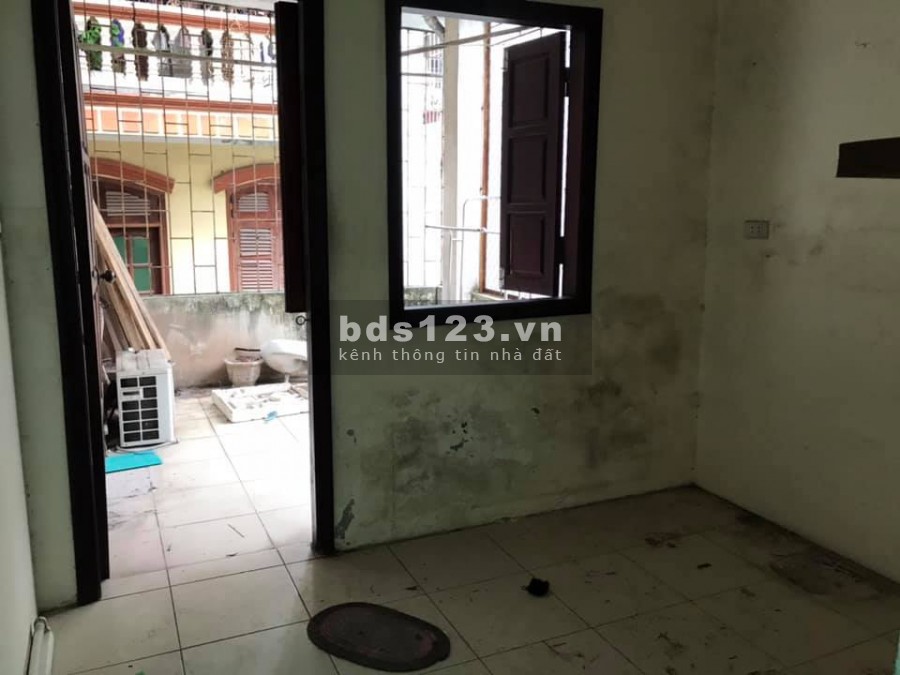 SỔ ĐỎ CHÍNH CHỦ.NGAY KHU LĨNH NAM .DT 21M2,4 TẦNG CŨ,MẶT TIỀN 3M2,BÁN NHANH 1,6 TỶ