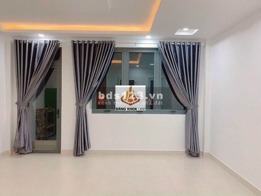 Cần vốn nên bán gấp nhà ngay Q10, diện tích25 m2, giá chỉ còn 4.8tỷ LH: Giang 0901759534