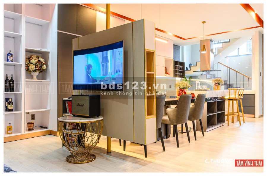 Bán nhà 3 tầng mặt tiền Phan Thanh, Đà Nẵng siêu đẹp