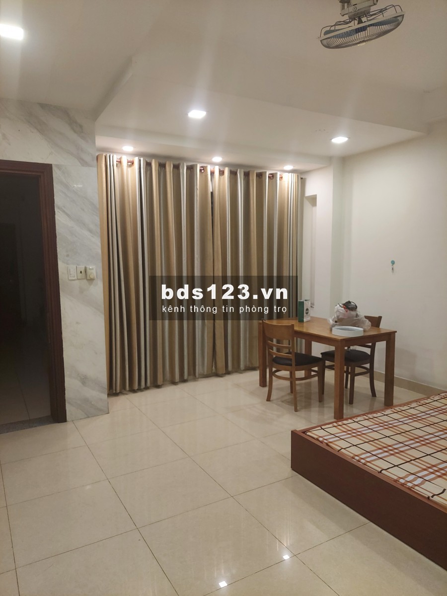 Phòng 16 - 35m2 đường Cù Chính Lan, Tân Bình