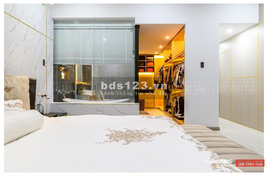Bán nhà 3 tầng mặt tiền Phan Thanh, Đà Nẵng siêu đẹp