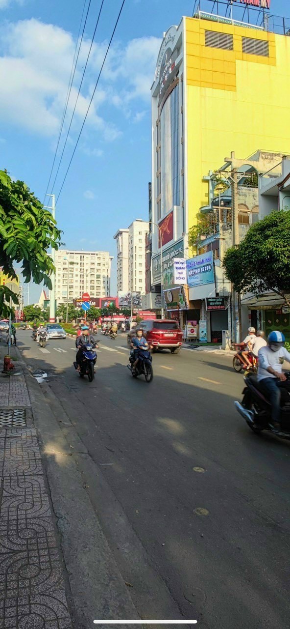 Bán Nhà Mặt Tiền đường 3/2 7,2 Tỷ Quận 11