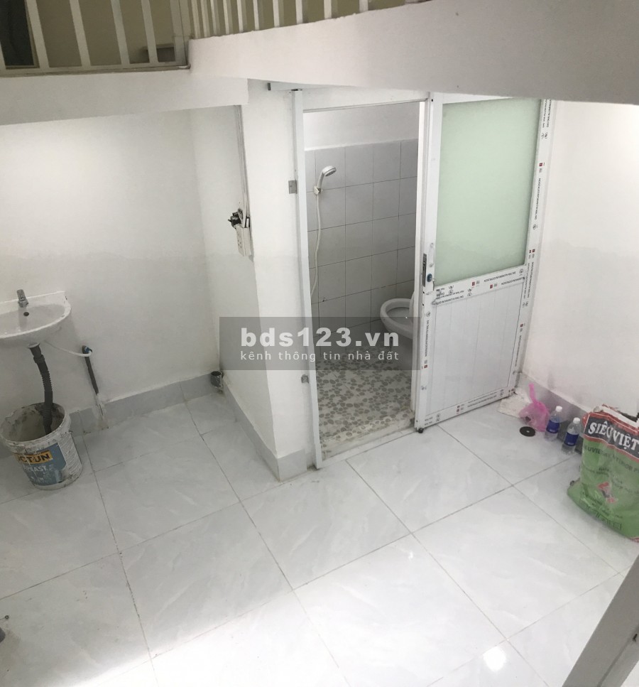 Chưa tới 2 Tỷ có Sổ Q10, Hẻm BG,15m(3x5m),3Tầng, K lộ giới quy hoạch, Ở hay Đầu Tư đều đẹp như Hoa