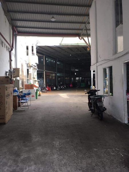 Mình đang cần bán nhà máy ở đường Tạ Quang Bửu Quận 8. TPHCM