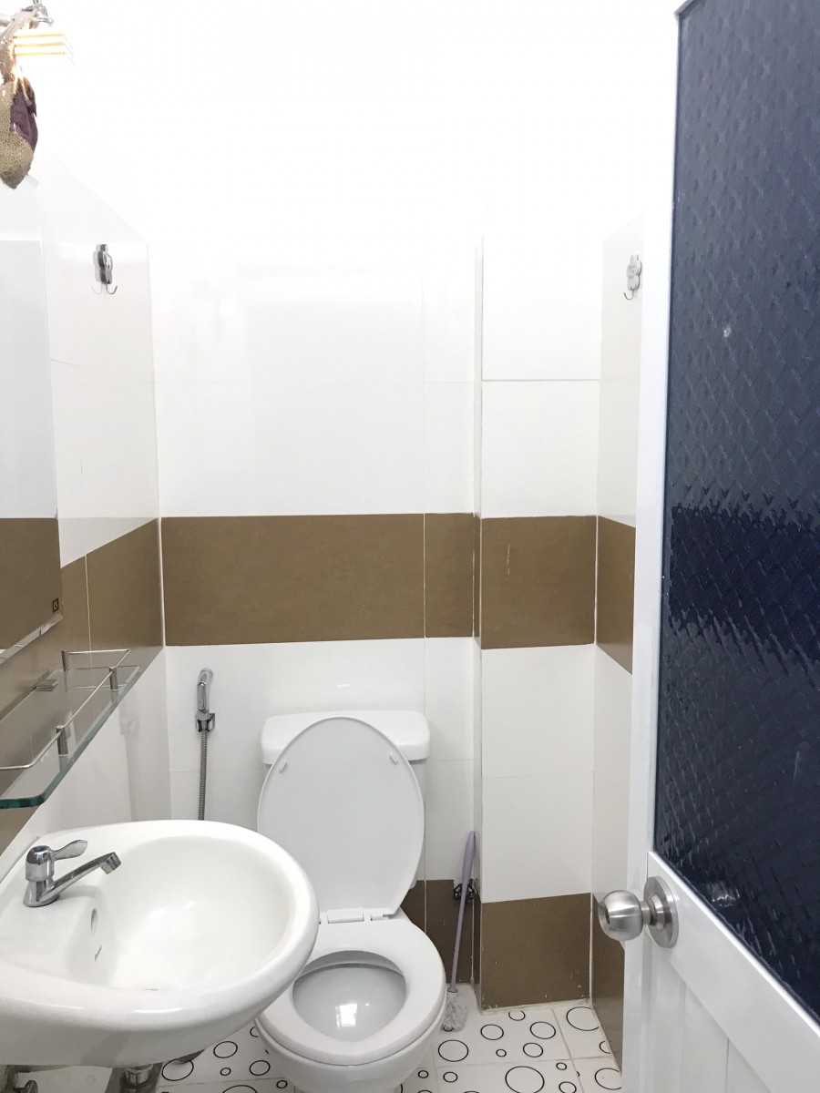 Nhà mới, 1 lầu vào ở ngay hẻm Hưng Phú P9 Q8
