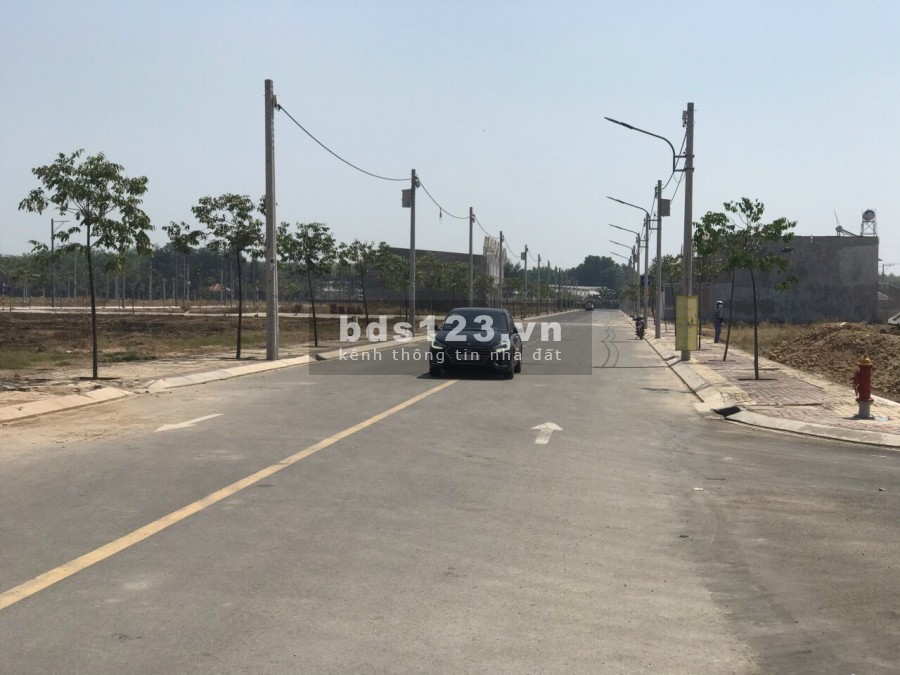 Đất mặt tiền quốc lộ 13 thị trấn Lai Uyên Bàu Bàng