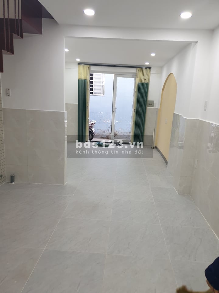 Bán Gáp Nhà Điện Biên Phủ Phường 22 Bình Thạnh, 3 phút ra Land mart 81