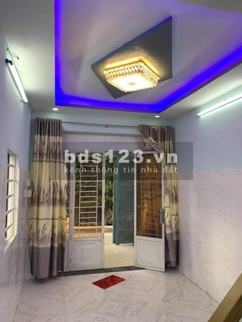 Bán nhà giá rẻ Tô Hiến Thành hẻm 3m, Quận 10, dt 59m2, 3 tầng, giá 5.5 tỷ thương lượng